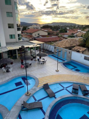Fiori Prime - Vista Entardecer e Piscina